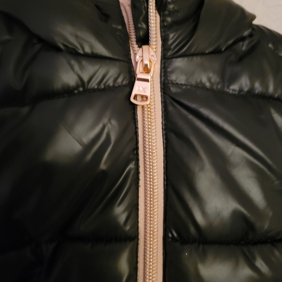 Michael kors black puffer jacket - Picture 5 of 5